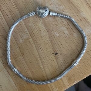 Pandora Heart Clasp Moments Bracelet - Size 19